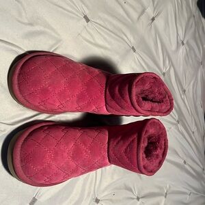 Hot Pink mini Ugg Boots- Never worn.
